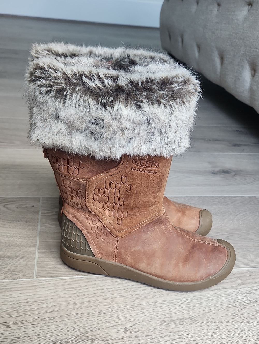 KEEN Women's Waterproof Brown Faux-Fur Winter Boots